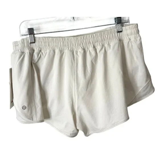 Lululemon Womens Hotty Hot LR Short 2.5" Lined Bone Running Size 14 NEW - Picture 2 of 7